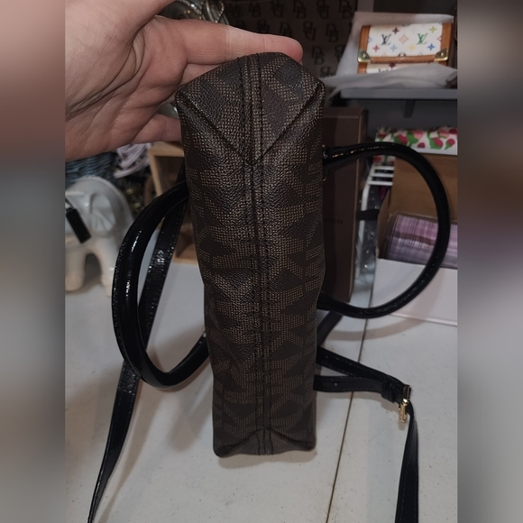 Michael Kors Aubry nwot - Picture 5 of 9